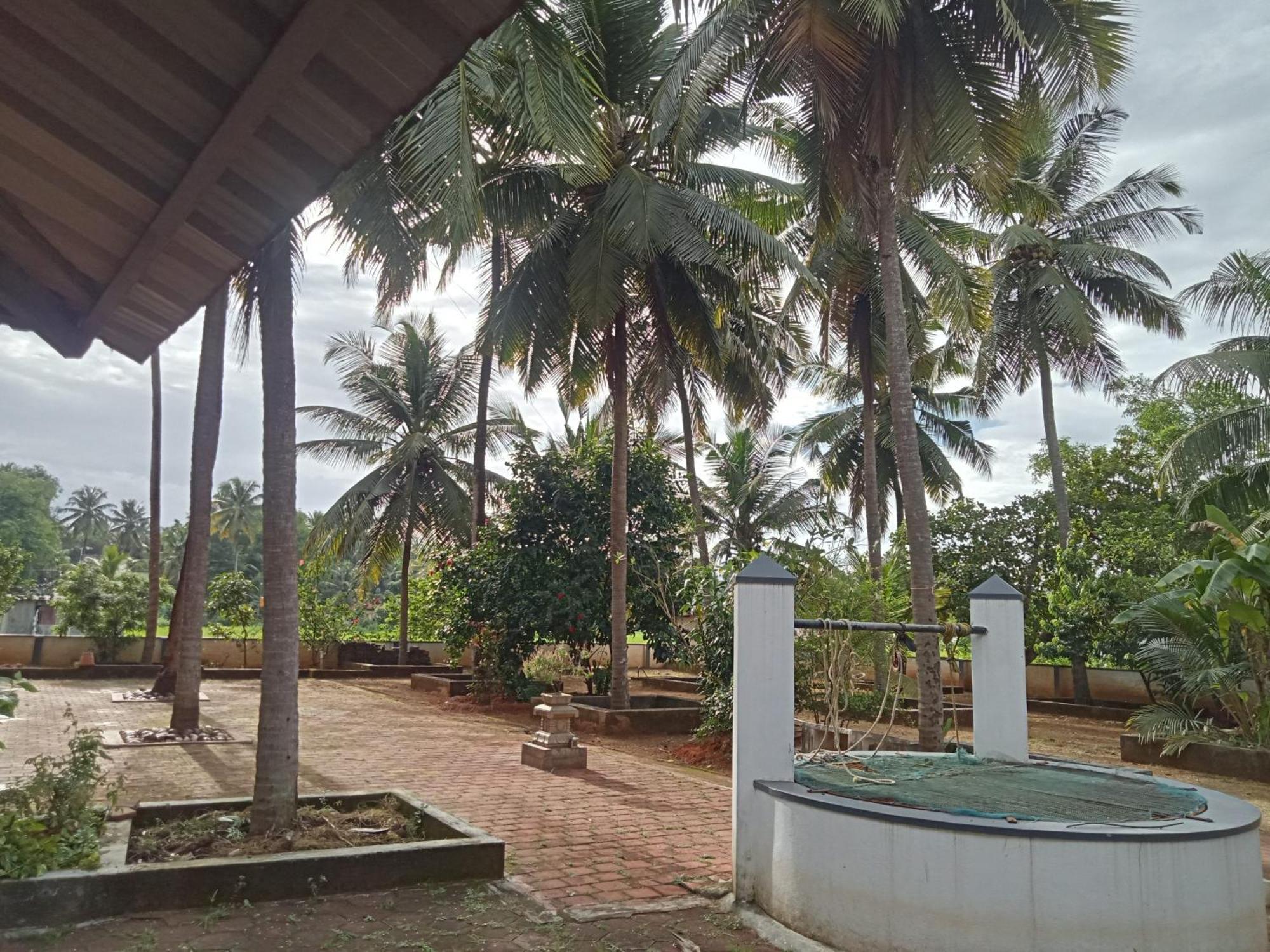 אודופי Jayadurga Farms - An Eco-Friendly Homestay מראה חיצוני תמונה